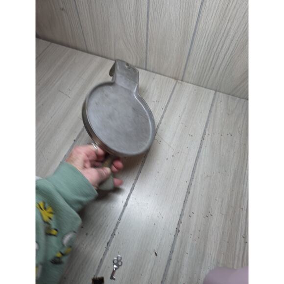 Vintage SEARS Aluminum Hamburger Tortilla Press Marked DUCK Design - Picture 4 of 7